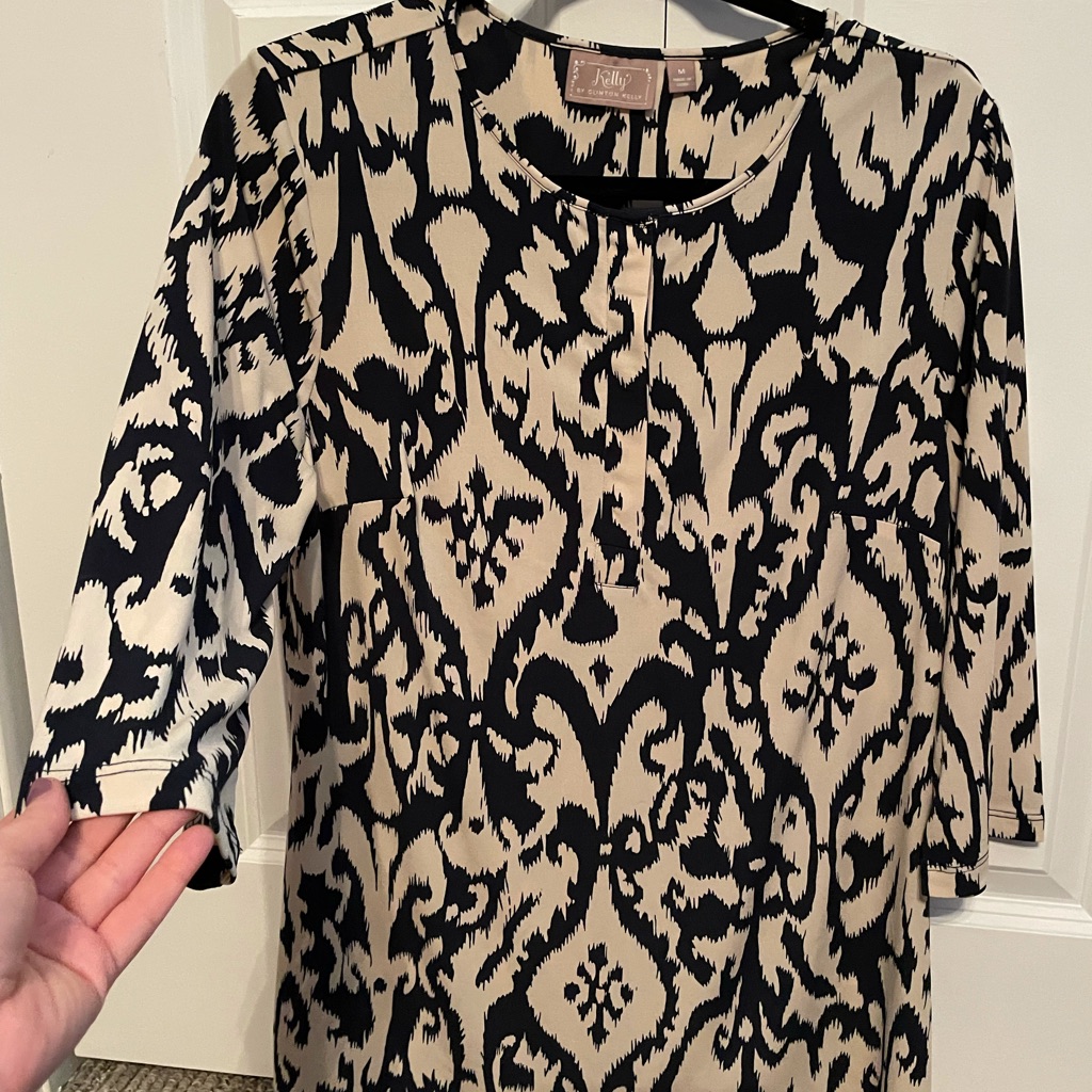 Kelly Brand By Clinton Kelly Beautiful Ikat Print Blouse Never Worn